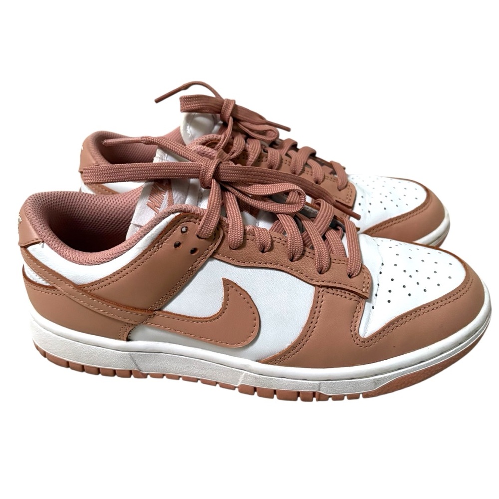 Nike Dunk Low Women's Rose Size 7.5